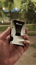How to use the Slimline wallet